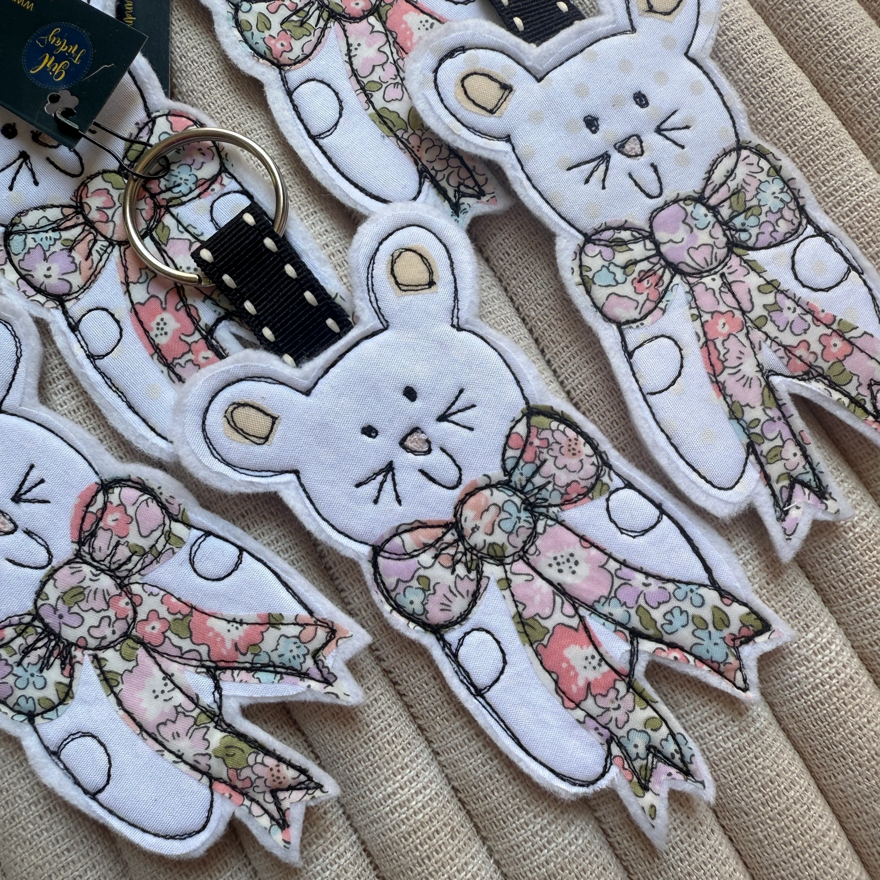 Girl Friday Embroidery Mouse Keyring with Liberty Bow (Exclusive) - Image 3