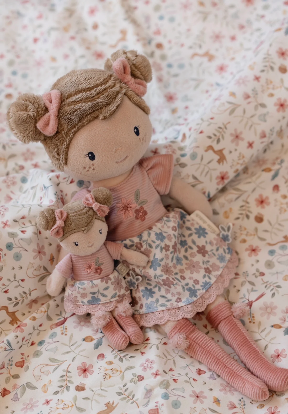 Little Dutch Cuddle Doll Rosa - Image 2