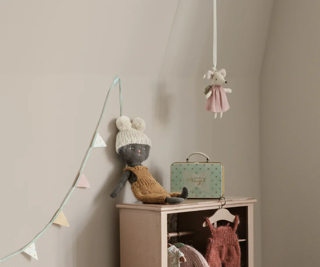 Maileg Angel Mouse in a Suitcase - Image 4