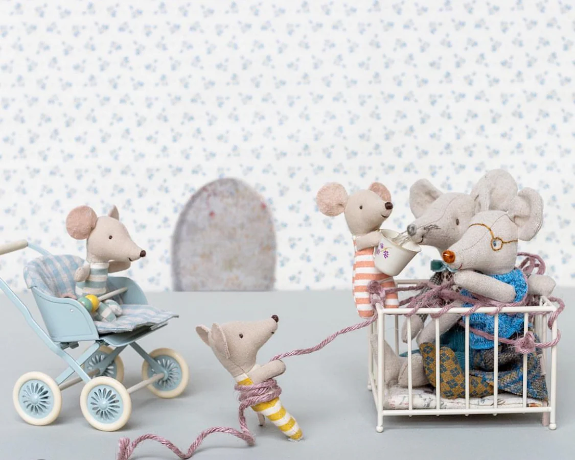 Maileg Baby Mice Triplets in a Matchbox - Image 5
