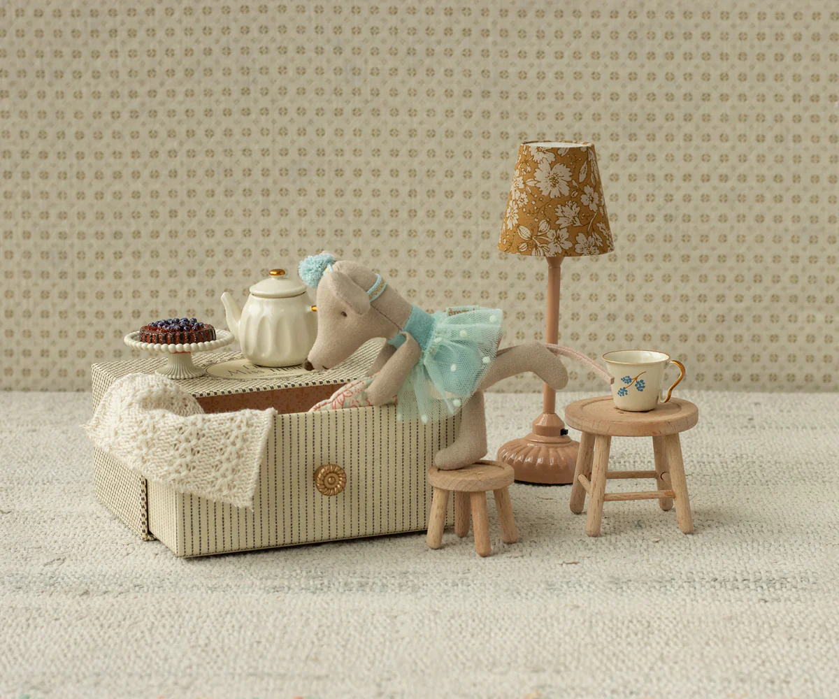 Maileg Ballerina Dancing Mouse in Daybed, Blue - Image 3