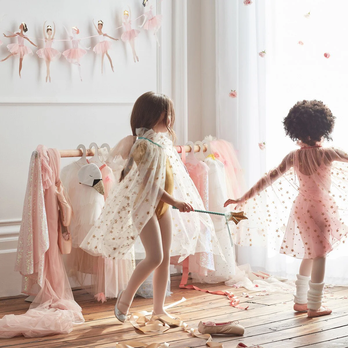 Meri Meri Pink Star Tulle Cape - Image 5